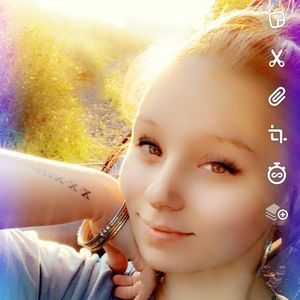 Meet your Posher, Haley